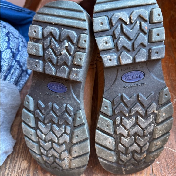 Wolverine Tan Leather Work Boots - Picture 2 of 4